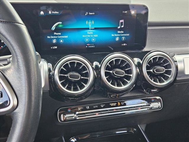 Used 2023 Mercedes-Benz GLB 250 image 12