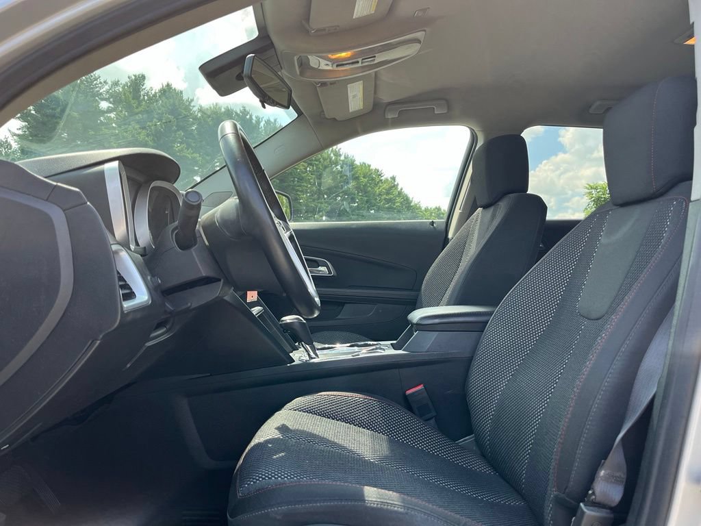 Used 2017 Chevrolet Equinox LT w/ Convenience Package FWD image 16