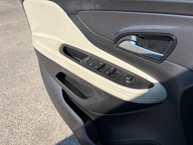 Used 2018 Buick Encore Preferred FWD image 3