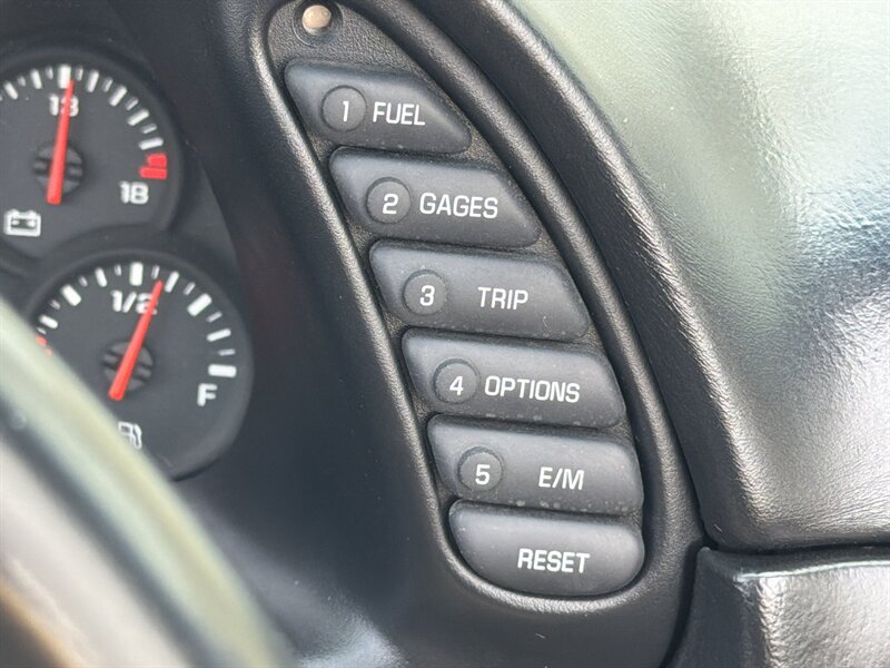 Used 2002 Chevrolet Corvette Convertible w/ Preferred Equipment Group2 RWD image 20