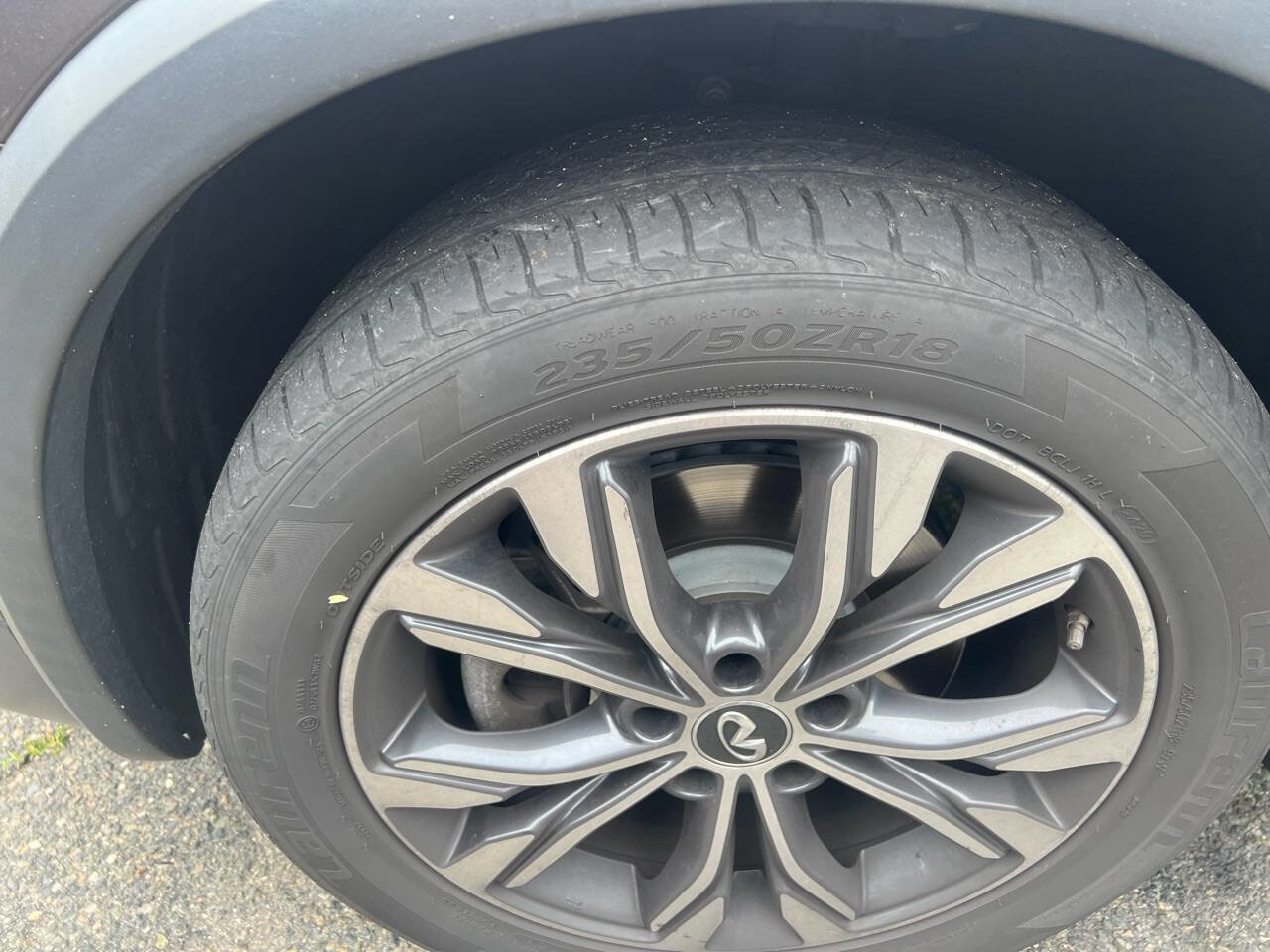 Used 2018 INFINITI QX30 Premium image 10