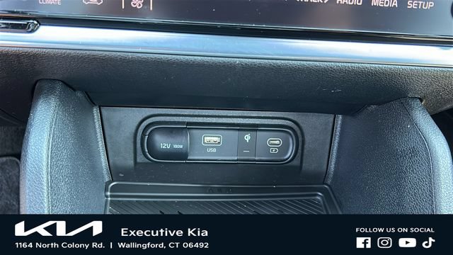 Certified 2025 Kia Sportage X-Line AWD/4WD image 17