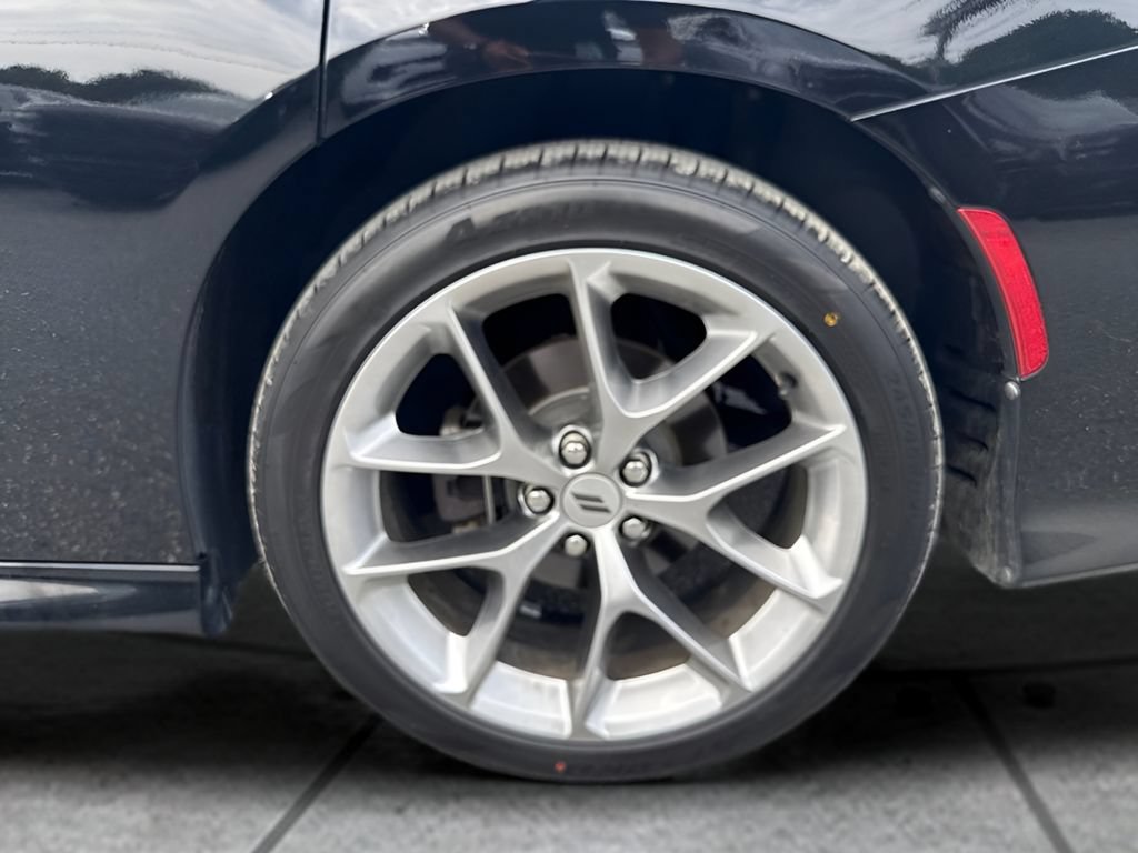 Used 2019 Dodge Charger R/T w/ Plus Group RWD image 21