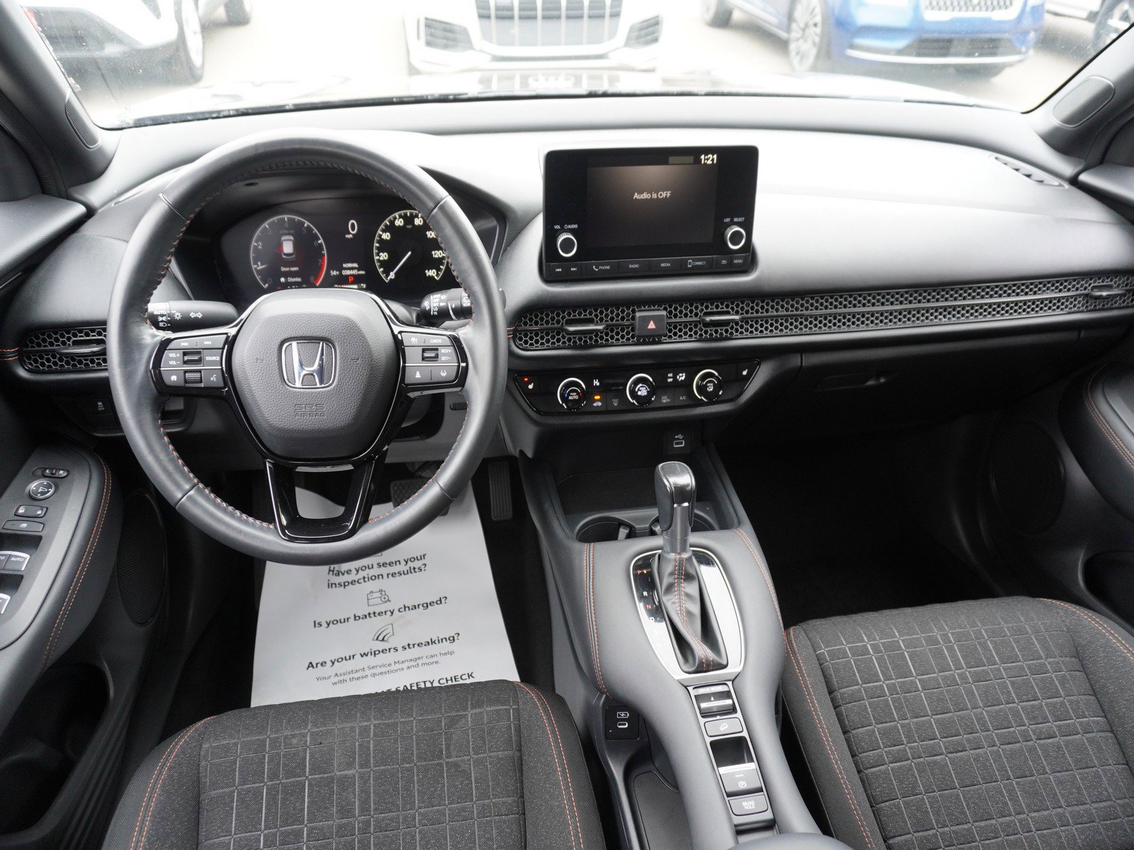 Used 2024 Honda HR-V Sport image 2