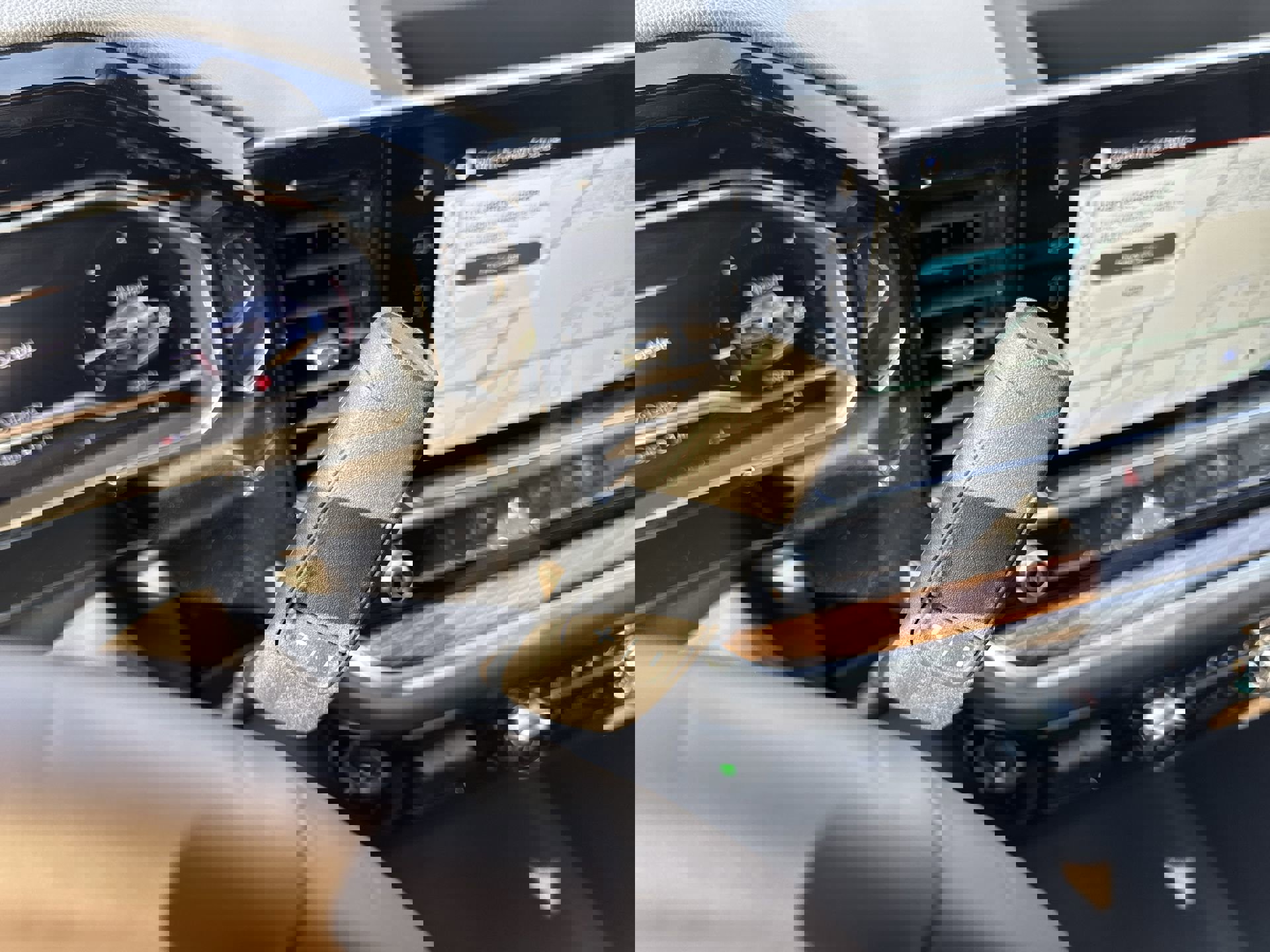 Used 2025 GMC Sierra 2500 SLE image 20