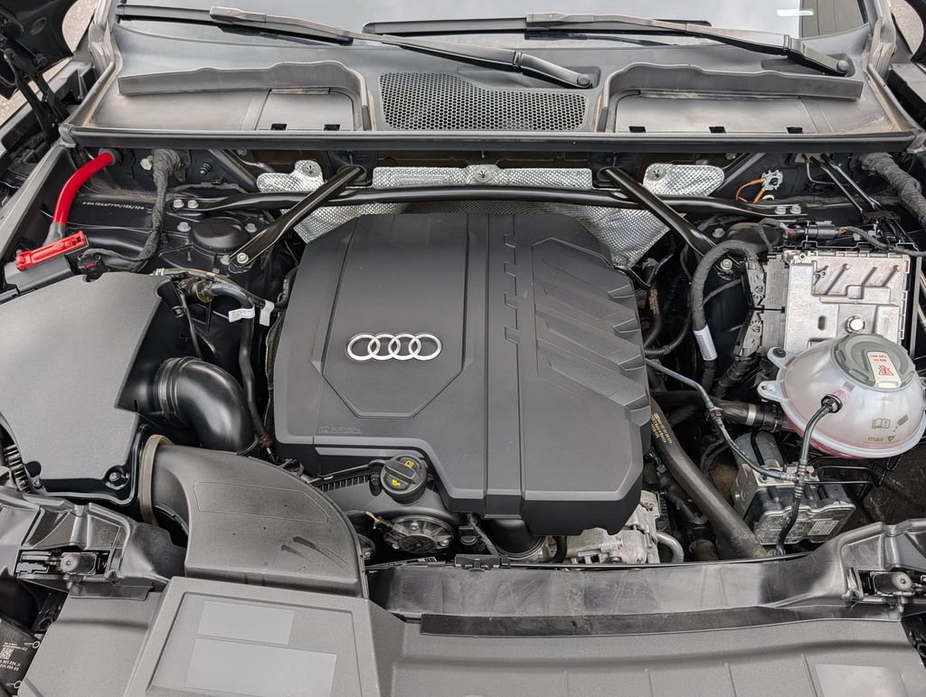 Used 2023 Audi Q5 2.0T Premium Plus w/ Premium Plus Package AWD/4WD image 13