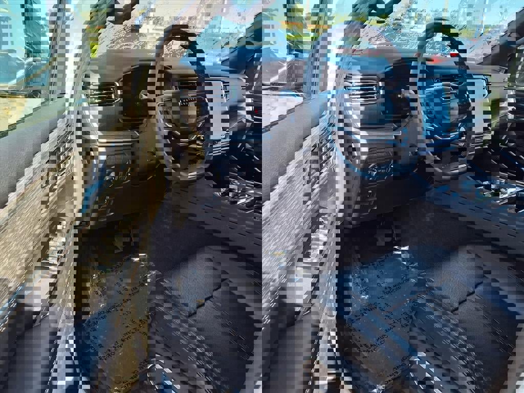 Used 2024 Jeep Wagoneer L Series II w/ Premium Group I image 7