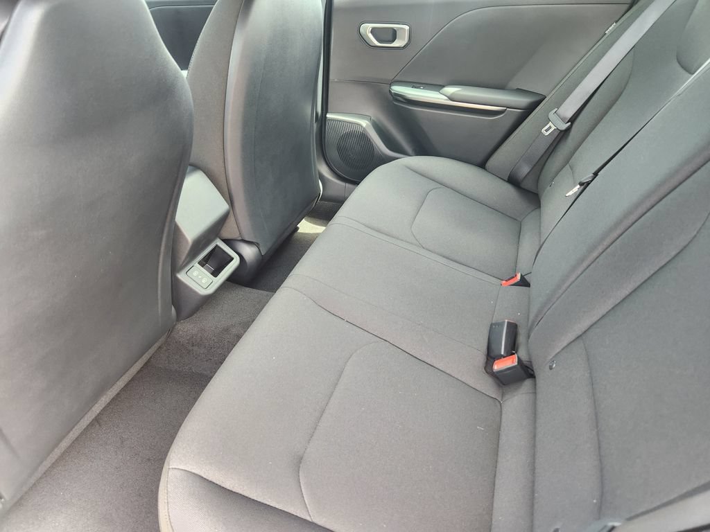 New 2026 Kia K4 FWD image 10