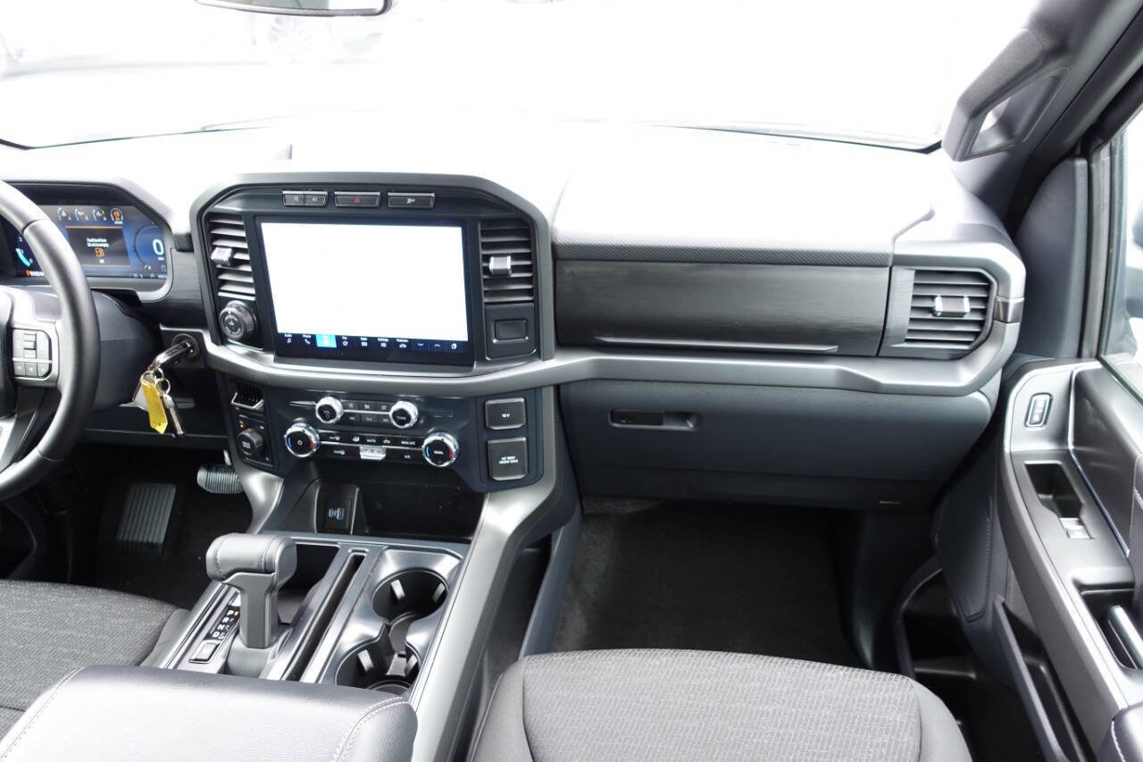 Used 2024 Ford F150 XLT w/ XLT Black Appearance Package AWD/4WD image 40
