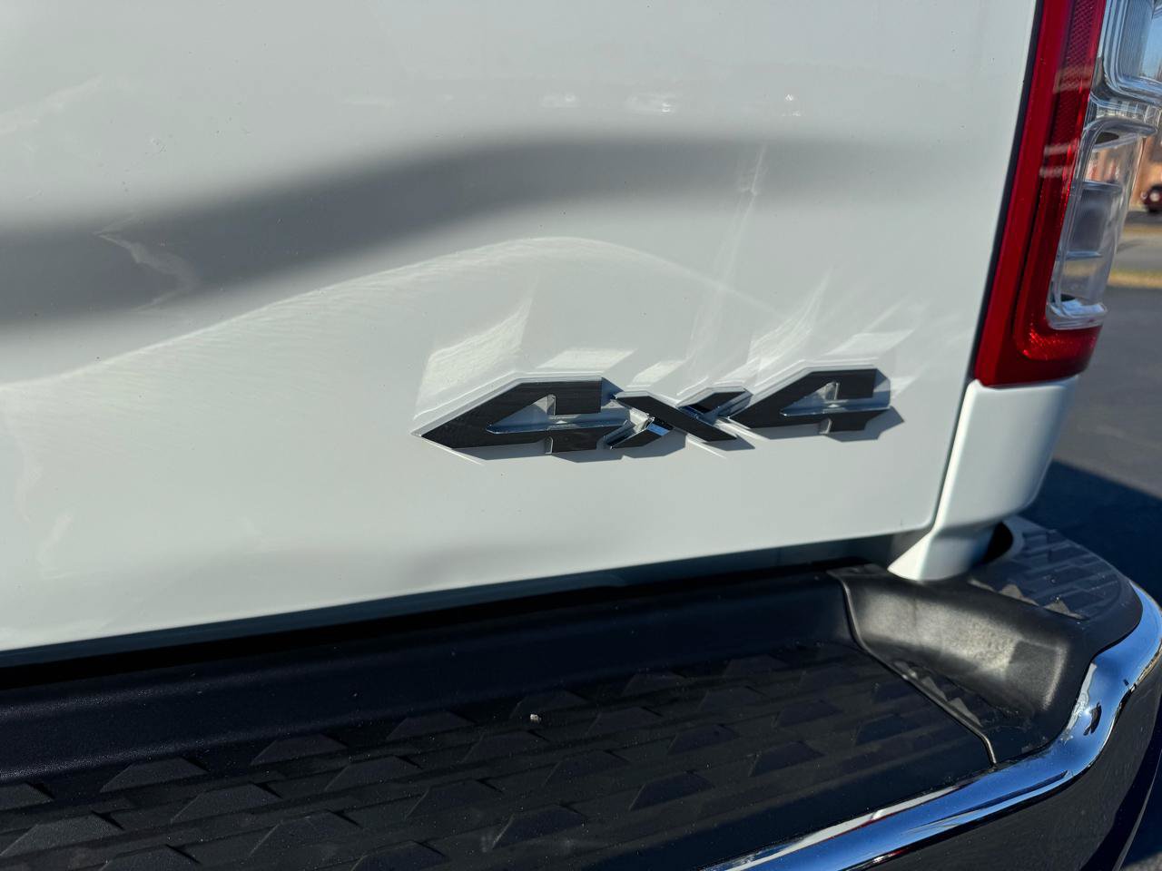 Used 2024 RAM 3500 Big Horn AWD/4WD image 9