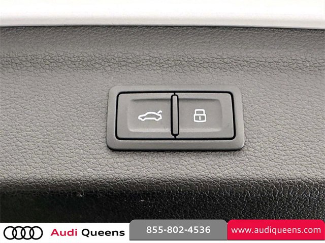 Certified 2023 Audi Q3 2.0T Premium w/ Convenience Package image 11