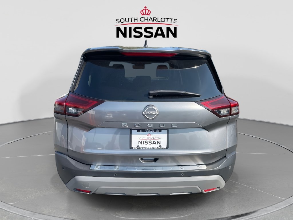 Used 2023 Nissan Rogue S FWD image 5