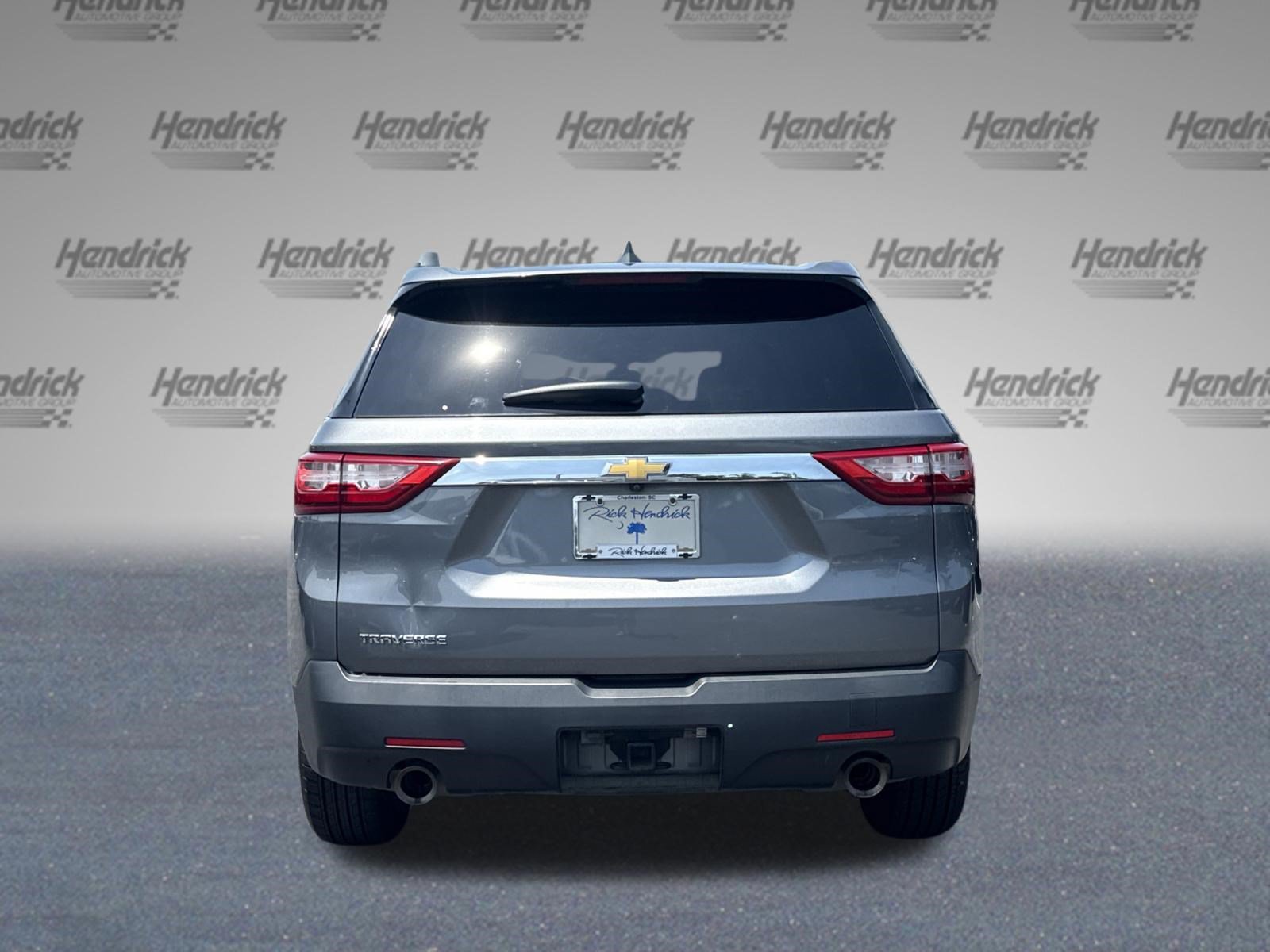 Used 2020 Chevrolet Traverse LS FWD image 9