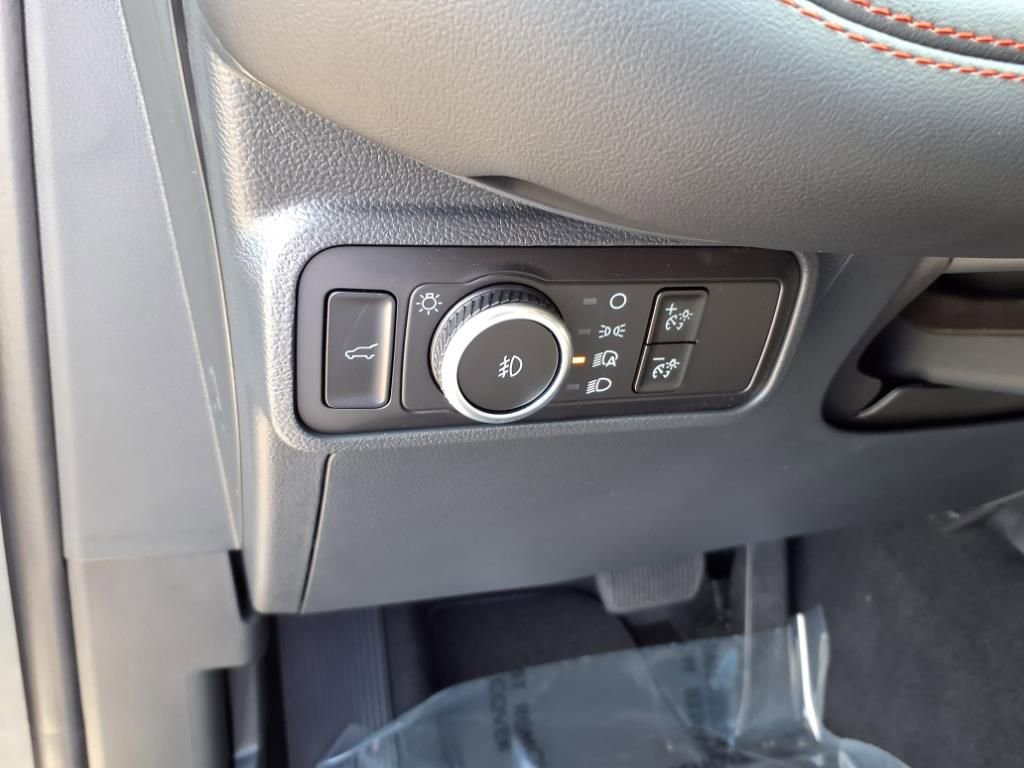 New 2025 Ford Explorer ST-Line w/ Premium Package image 9