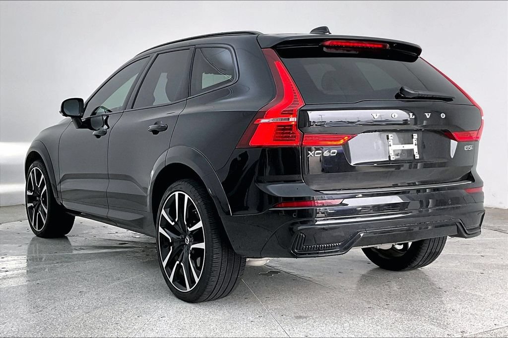 Certified 2024 Volvo XC60 B5 Ultimate w/ Protection Package Premier AWD/4WD image 14