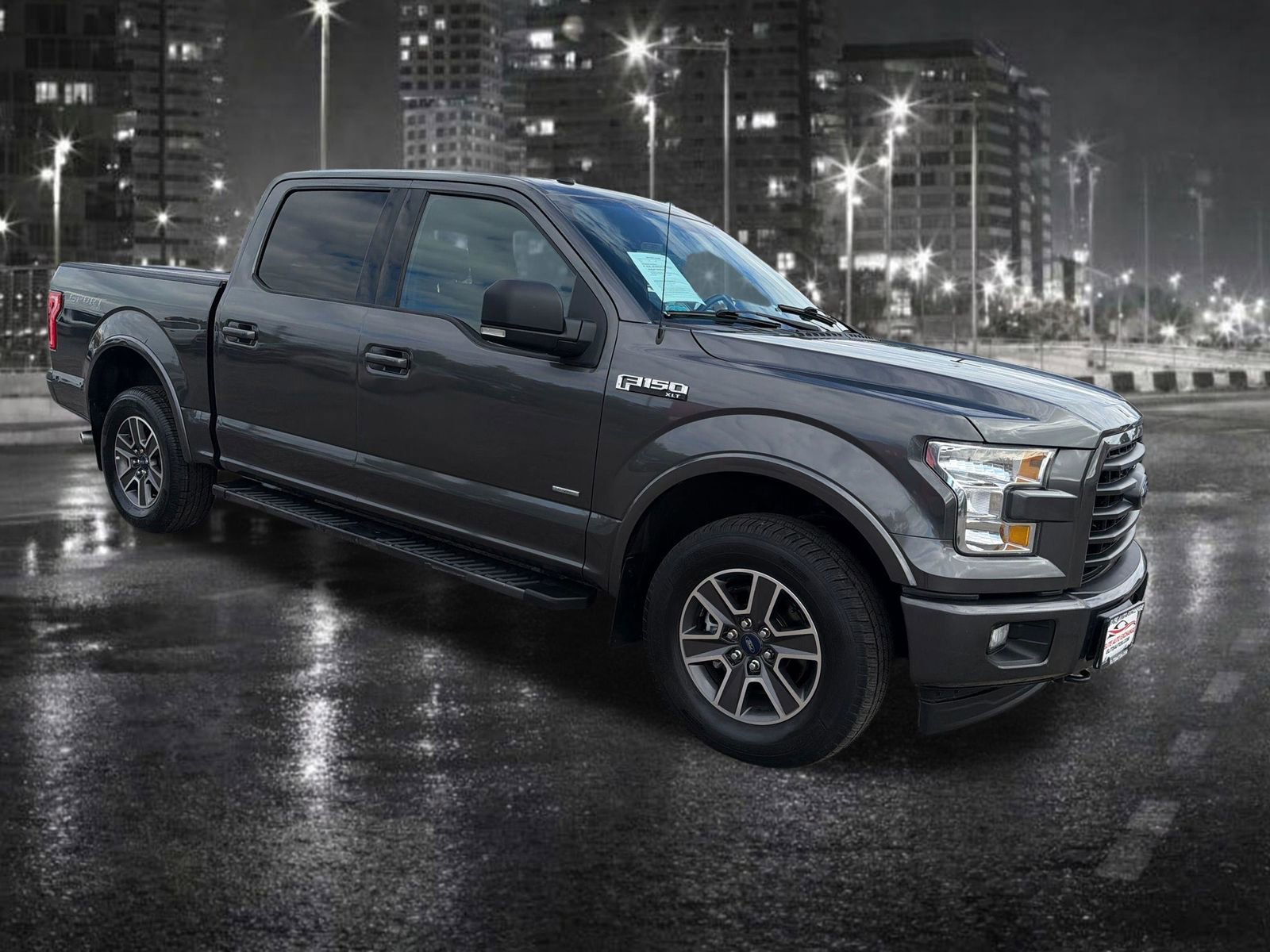 Used 2017 Ford F150 XLT w/ Equipment Group 302A Luxury AWD/4WD image 8