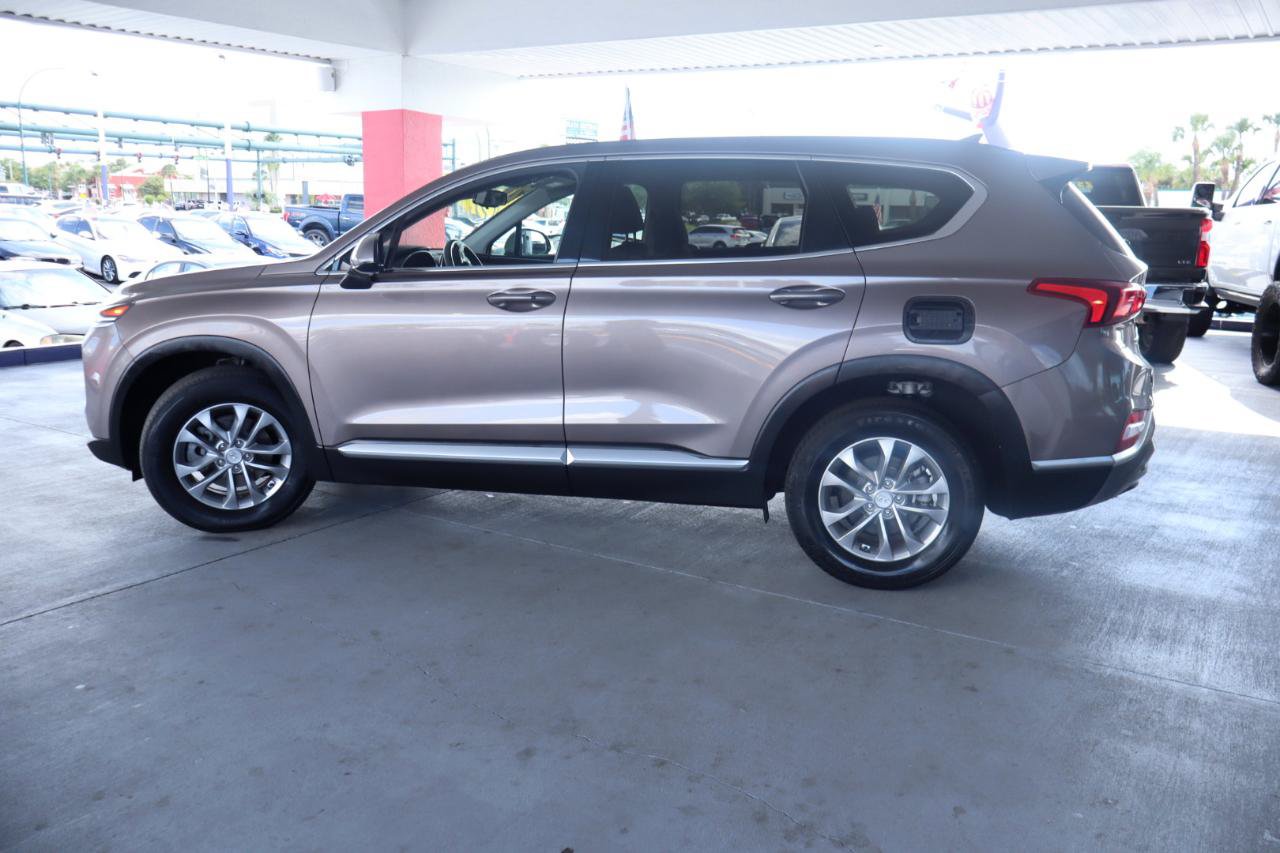 Used 2020 Hyundai Santa Fe SEL FWD image 10