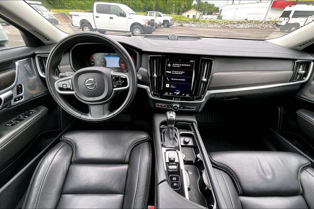 Used 2017 Volvo V90 T6 Cross Country AWD/4WD image 15