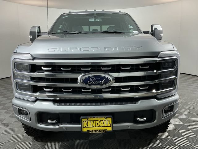 Used 2023 Ford F350 Platinum w/ Tremor Off-Road Package AWD/4WD image 2
