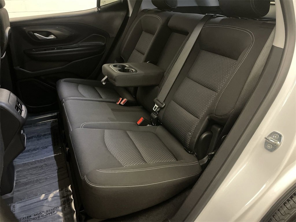 Used 2022 GMC Terrain SLE w/ Driver Convenience Package image 18