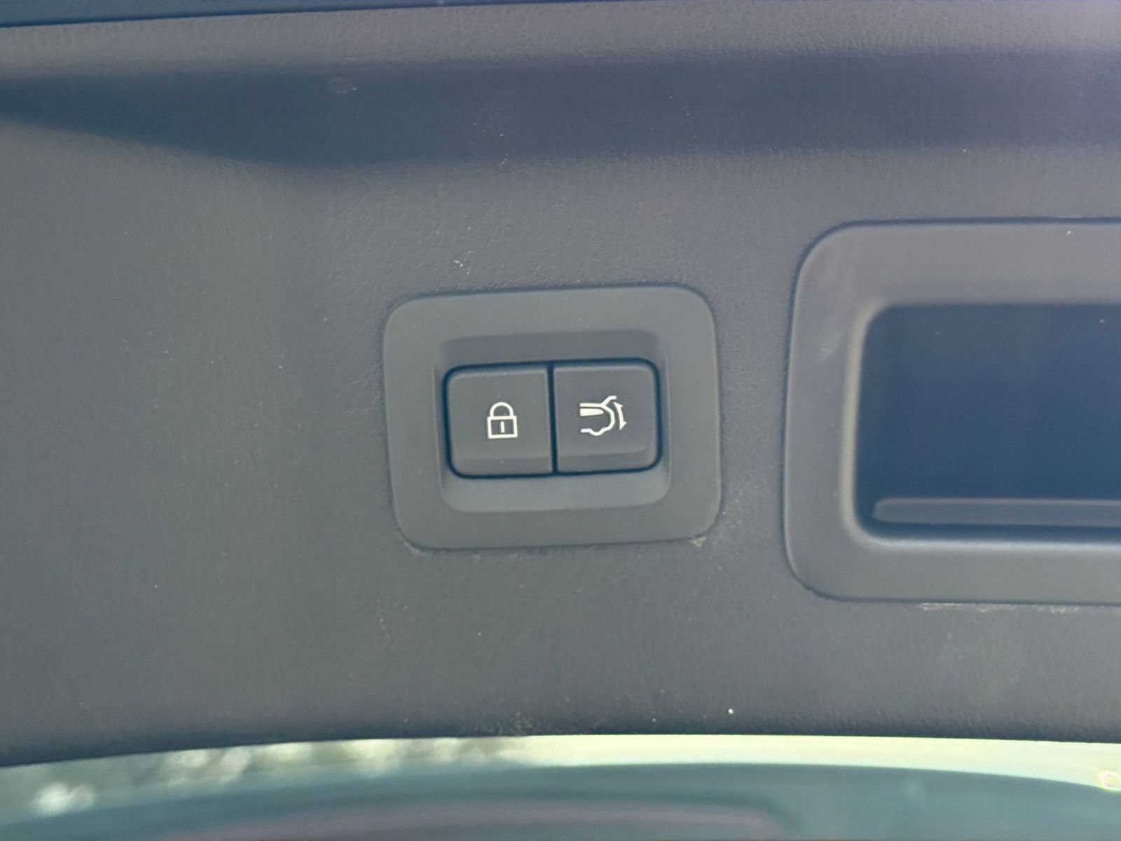 Used 2025 MAZDA CX-70 3.3 Turbo w/ Preferred Package image 25