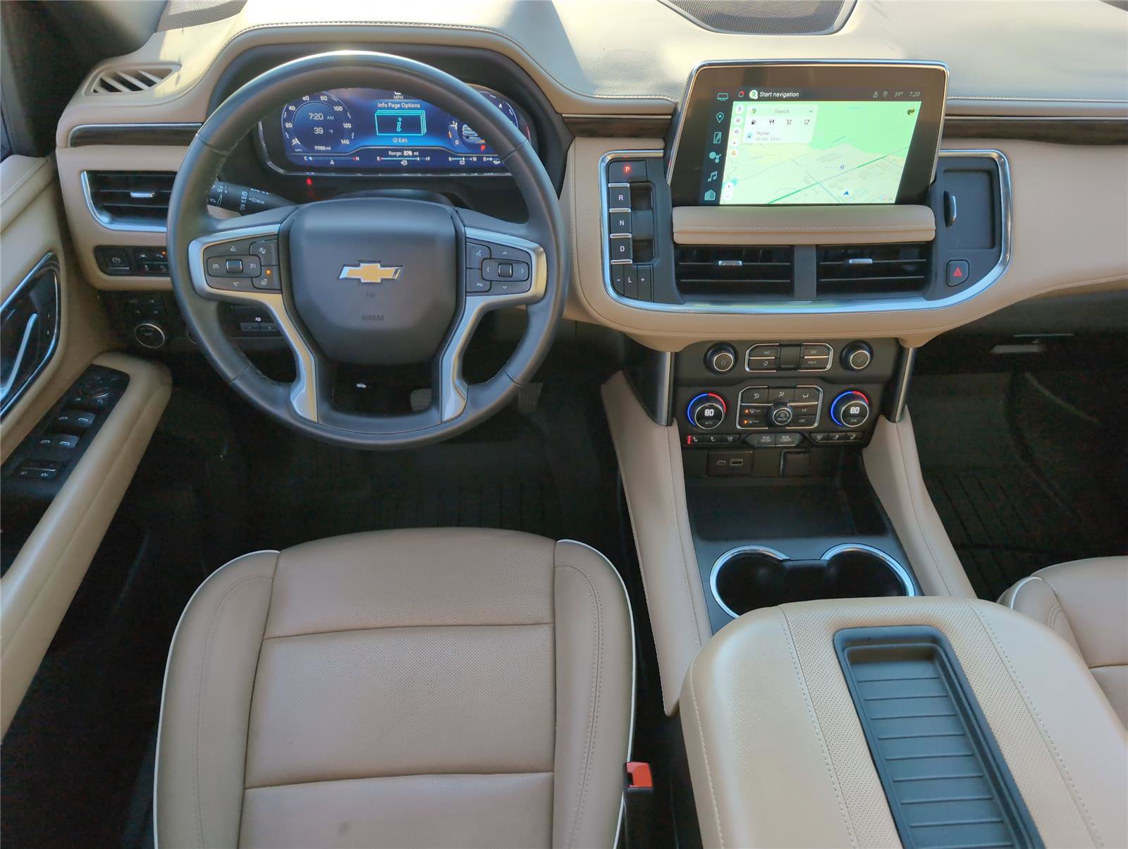 Used 2023 Chevrolet Suburban Premier w/ Premium Package image 24