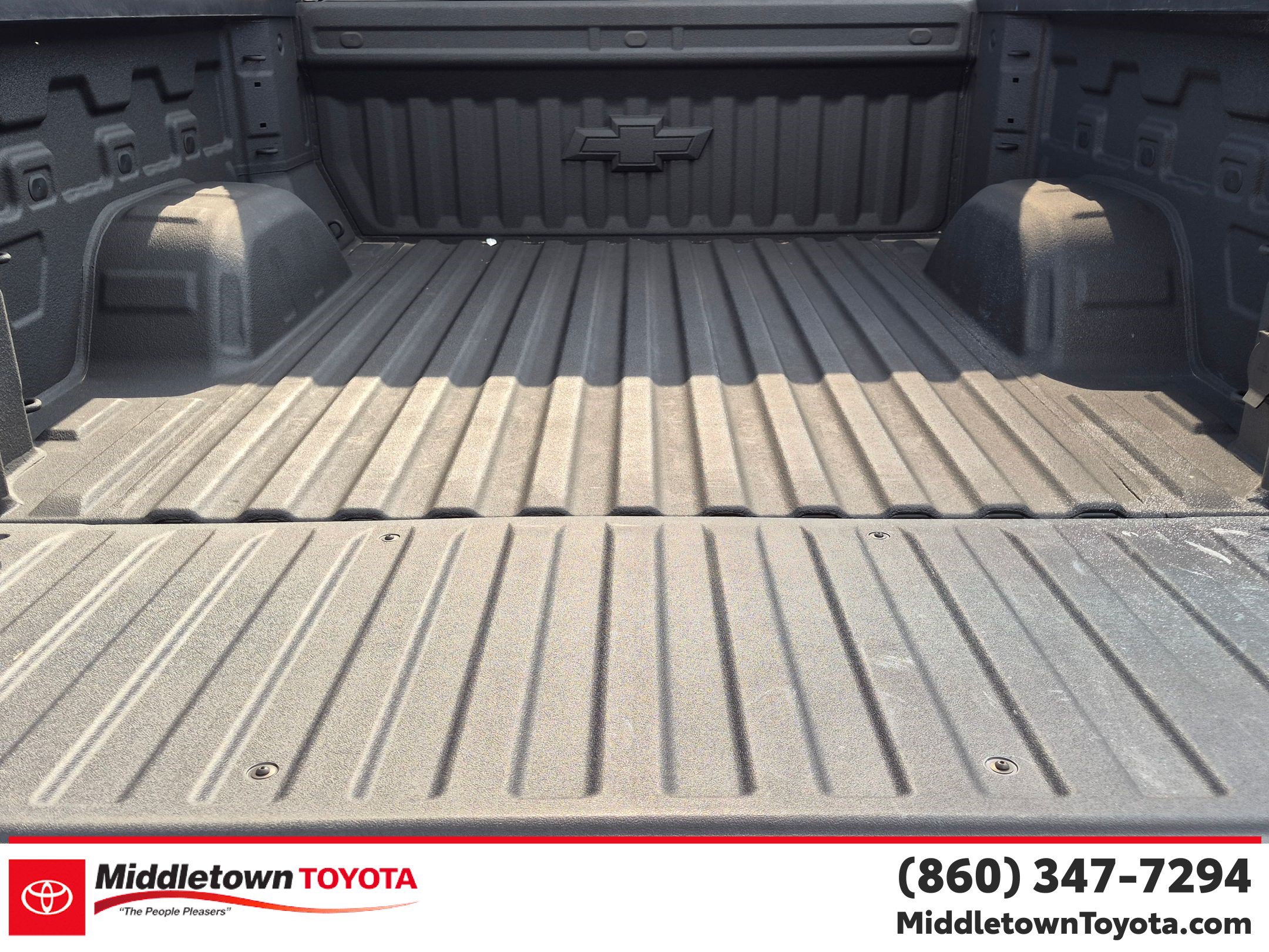 Used 2025 Chevrolet Silverado 1500 LT Trail Boss w/ LT Trail Boss Premium Package AWD/4WD image 33