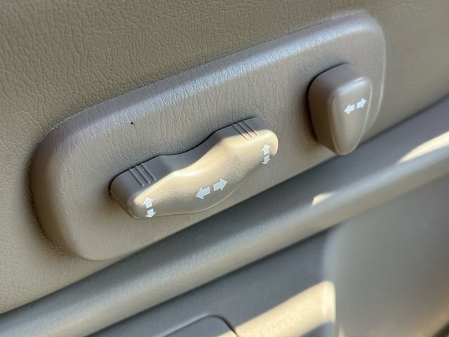 Used 2004 Nissan Quest SE w/ (SEA) Seat Pkg FWD image 30