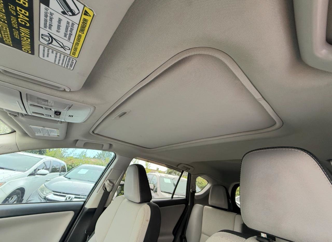Used 2017 Toyota RAV4 XLE FWD image 33