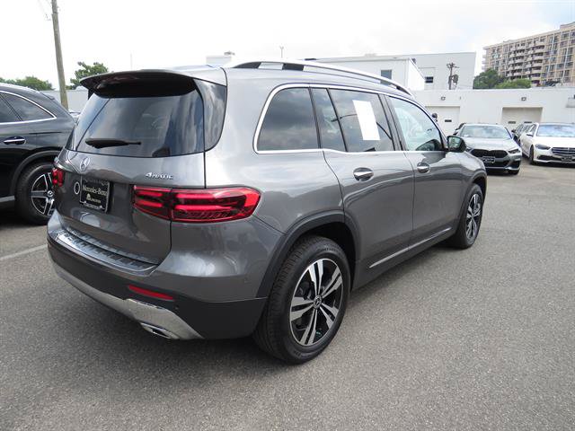 Used 2026 Mercedes-Benz GLB 250 4MATIC image 4