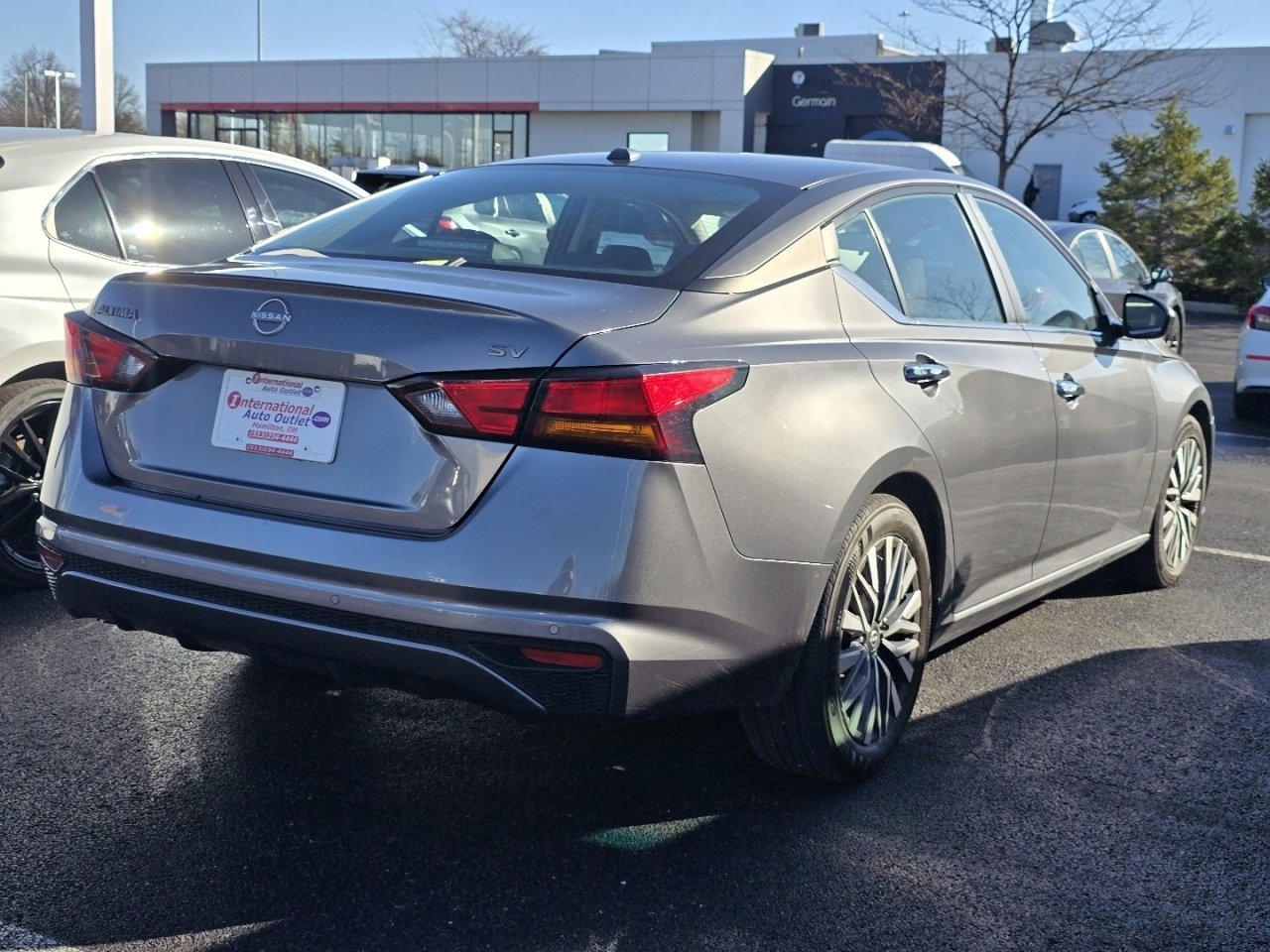 Used 2024 Nissan Altima 2.5 SV image 7