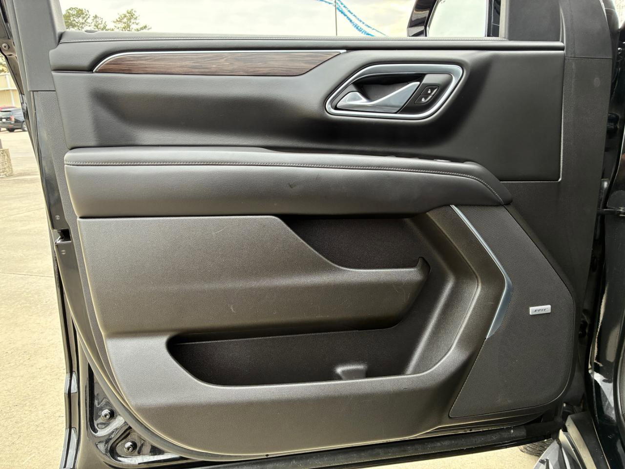 Used 2021 Chevrolet Tahoe LT w/ Luxury Package image 8