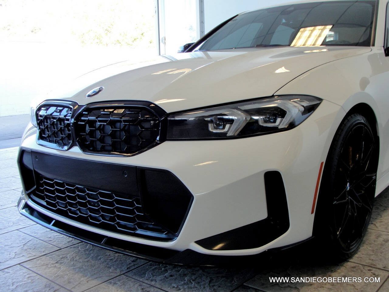 Used 2023 BMW 330i Sedan w/ M Sport Package RWD image 24