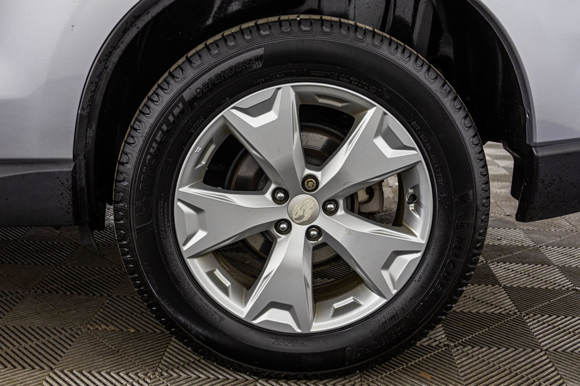 Used 2015 Subaru Forester 2.5i w/ Alloy Wheel Package image 46