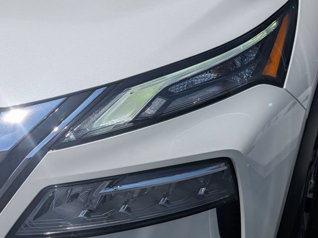 Certified 2023 Nissan Rogue SV AWD/4WD image 9