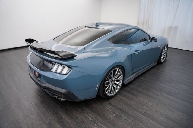 Used 2025 Ford Mustang GT Premium RWD image 10