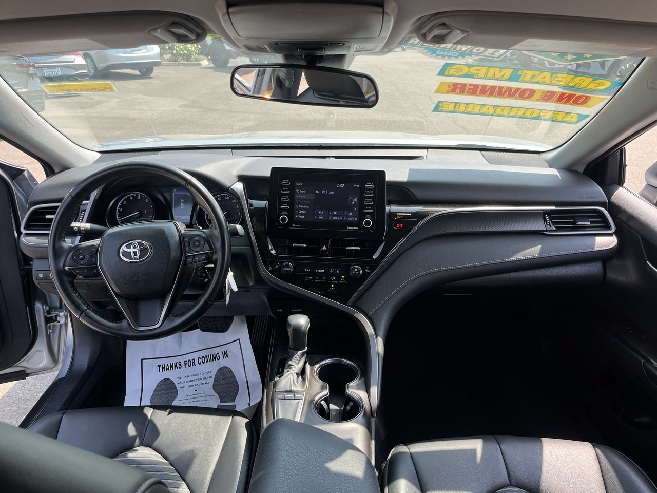 Used 2023 Toyota Camry SE FWD image 17