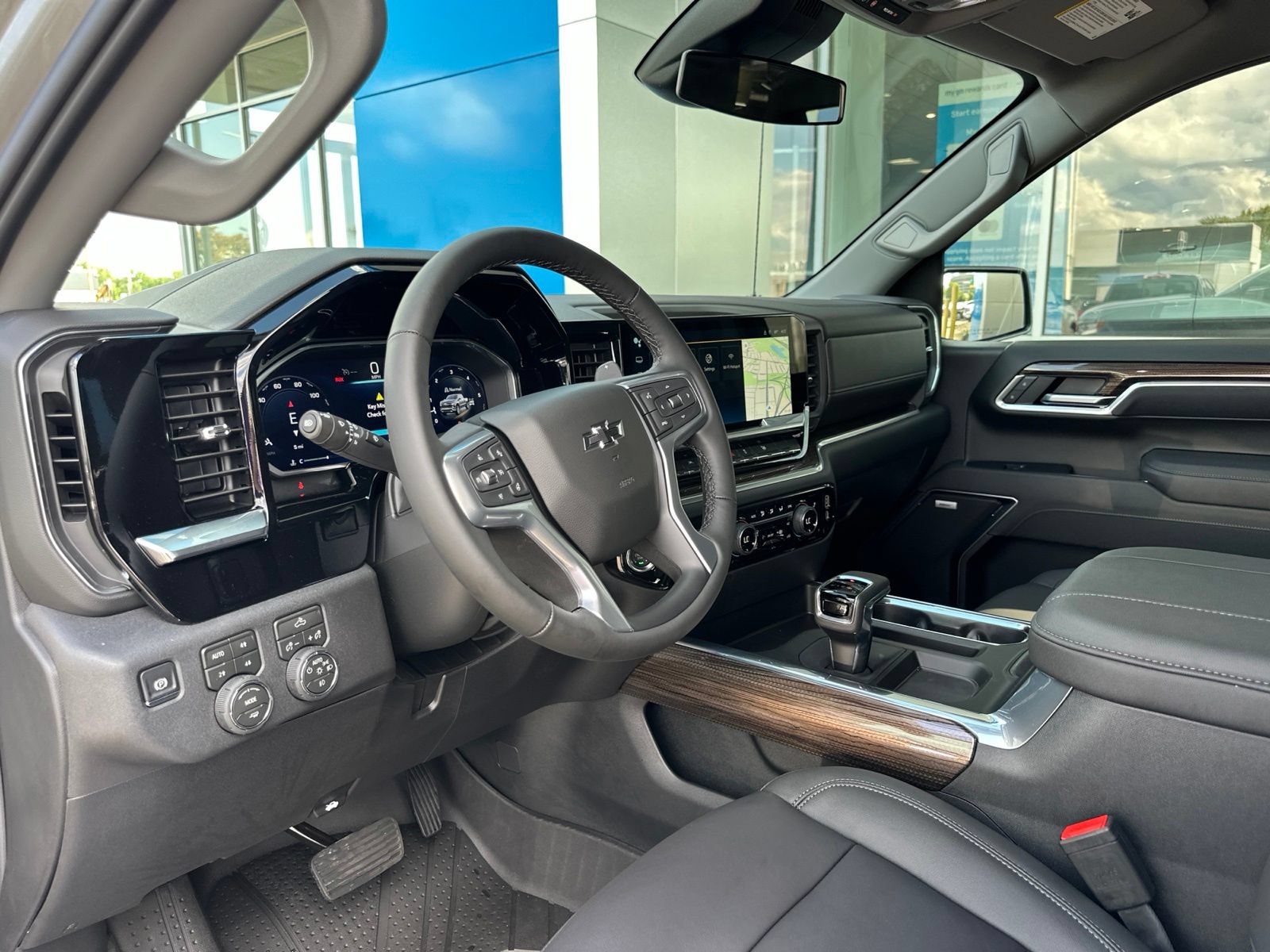 New 2026 Chevrolet Silverado 1500 RST w/ Convenience Package II AWD/4WD image 19