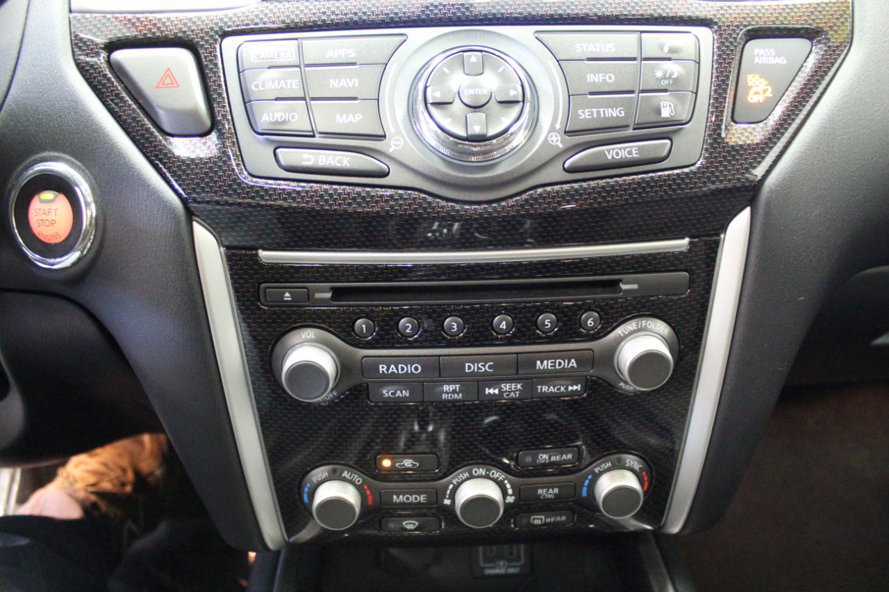 Used 2019 Nissan Pathfinder SL image 18