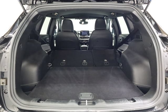 Used 2025 Jeep Compass Latitude AWD/4WD image 32