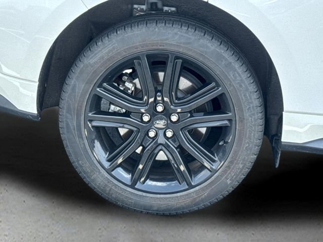 Used 2023 Ford Edge ST-Line AWD/4WD image 19