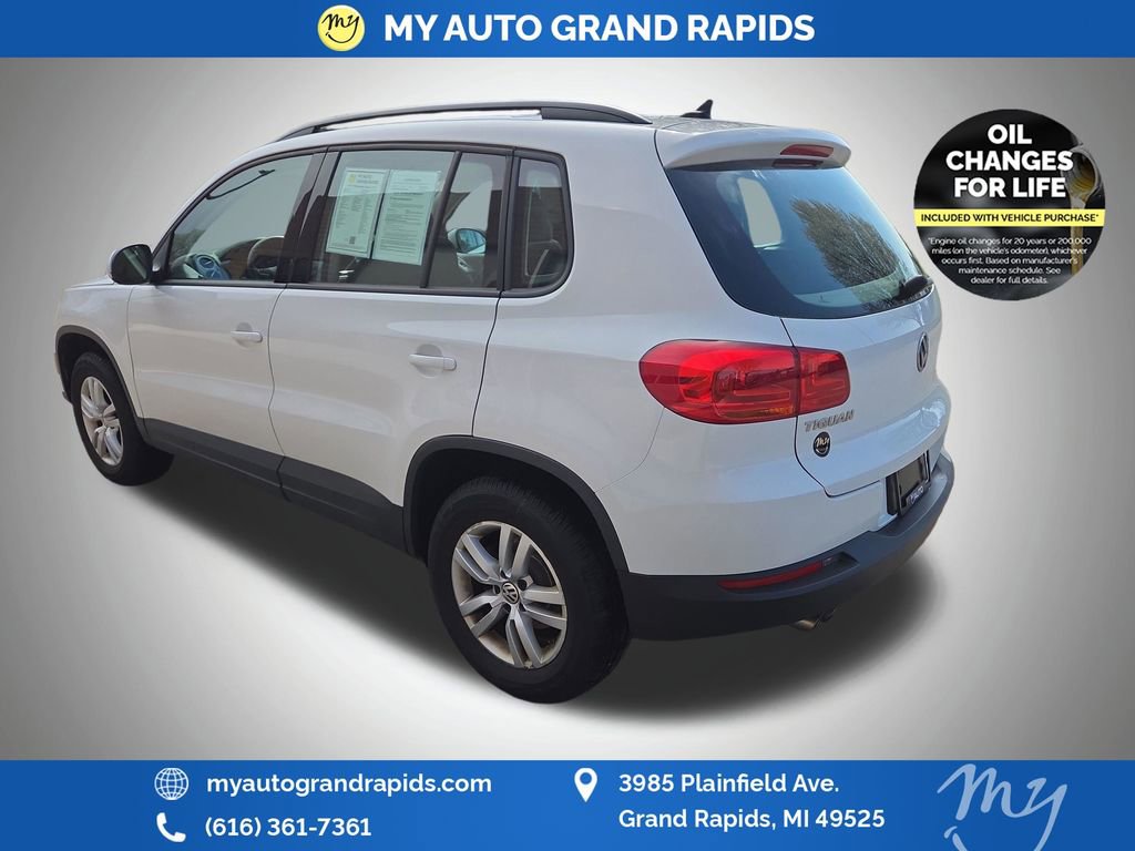 Used 2017 Volkswagen Tiguan S image 5