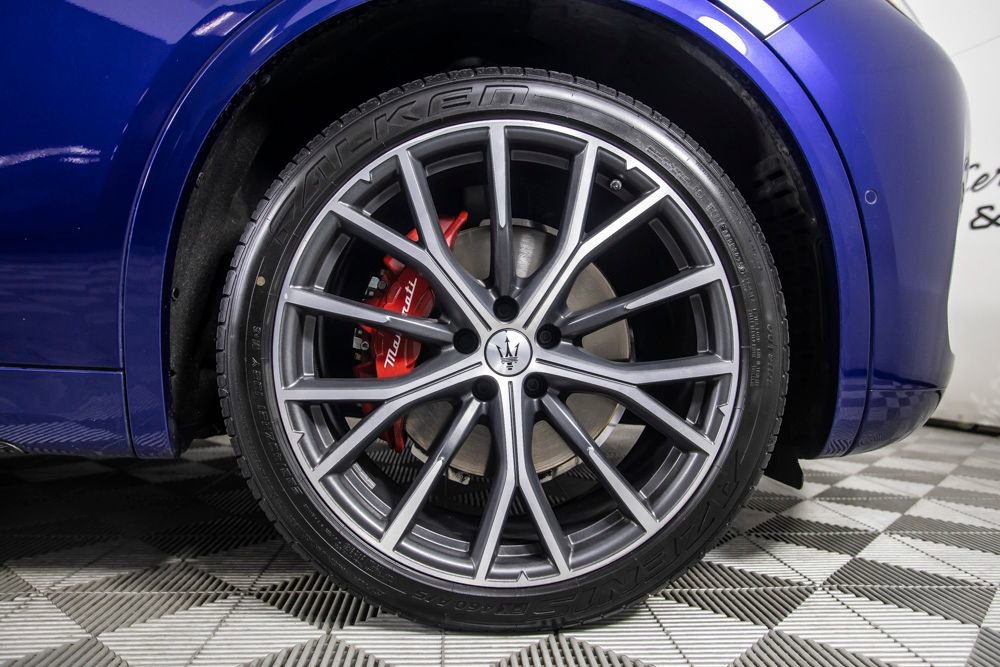 Used 2023 Maserati Grecale Modena image 41