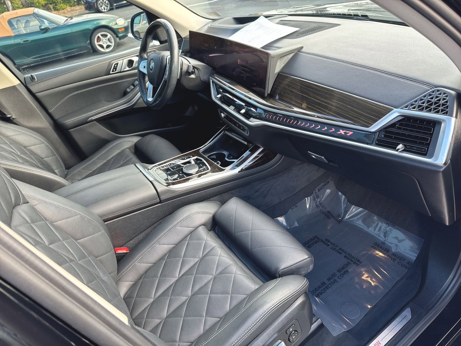 Used 2023 BMW X7 xDrive40i w/ Premium Package image 33