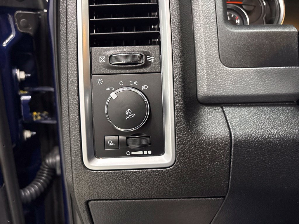 Used 2017 RAM 1500 Big Horn AWD/4WD image 26