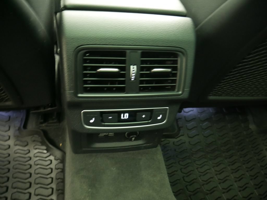 Certified 2023 Audi Q5 2.0T Prestige AWD/4WD image 31