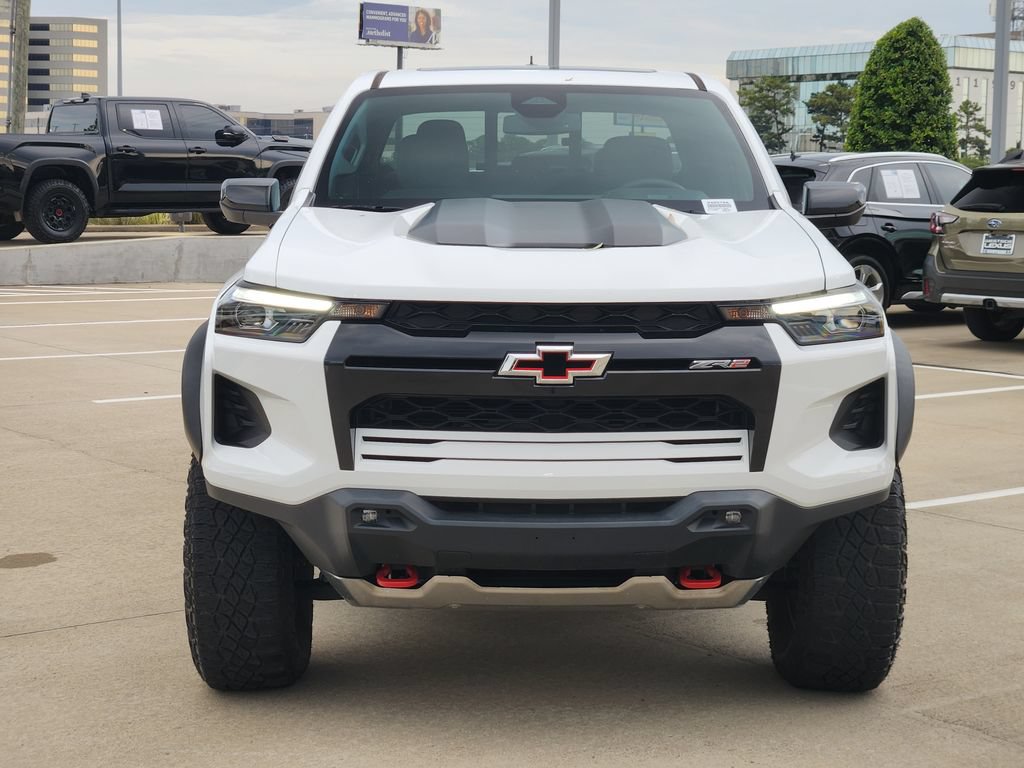 Used 2023 Chevrolet Colorado ZR2 AWD/4WD image 2