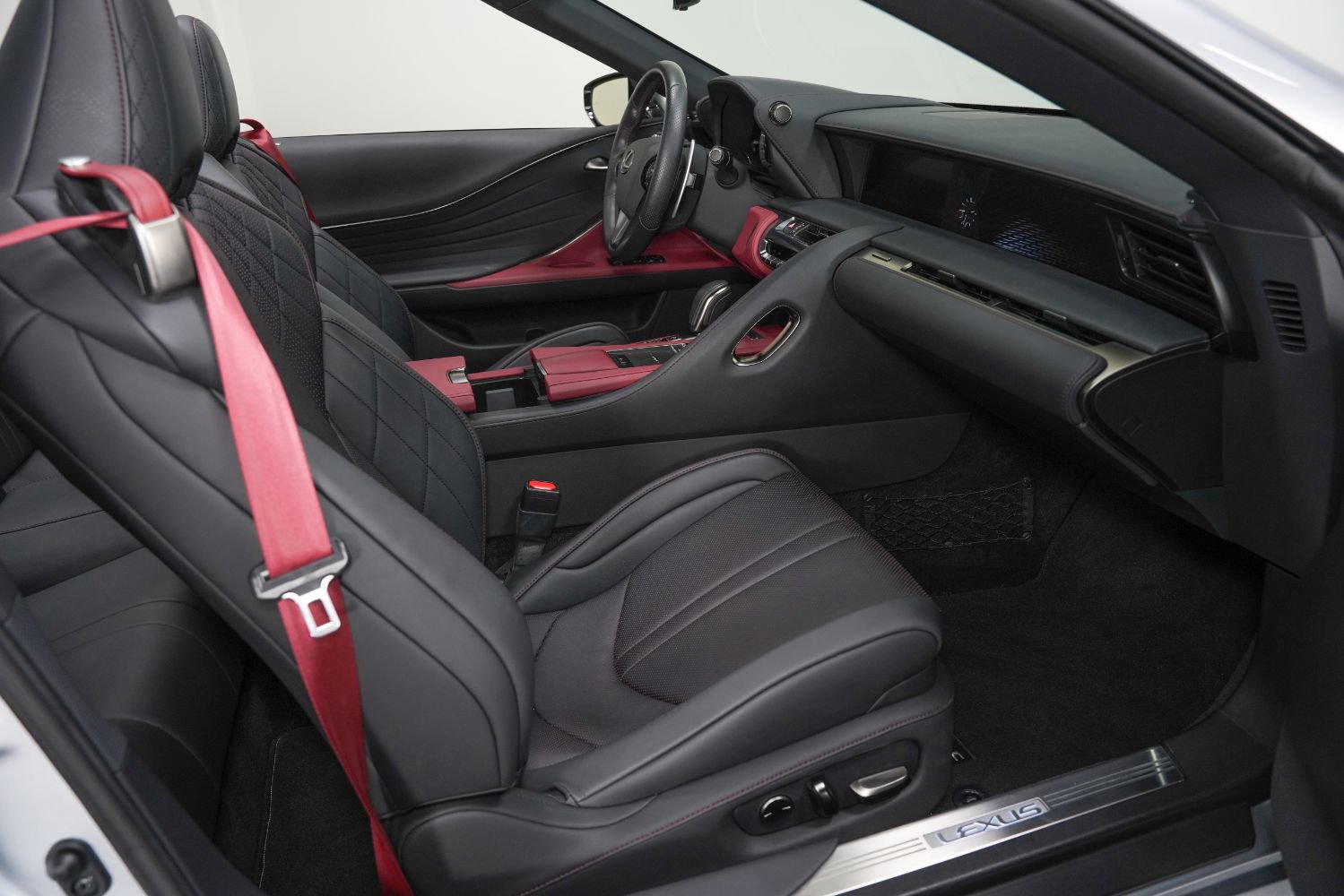 Used 2022 Lexus LC 500 Convert w/ Accessory Package RWD image 2