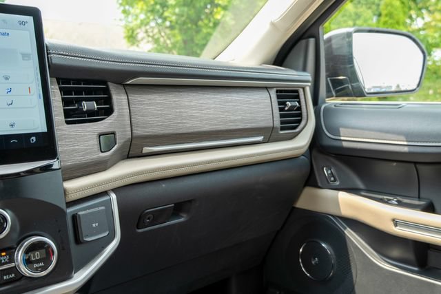 Used 2024 Ford Expedition Limited AWD/4WD image 67