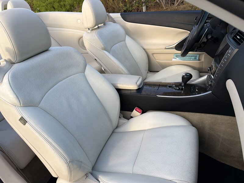 Used 2010 Lexus IS 350C RWD image 16
